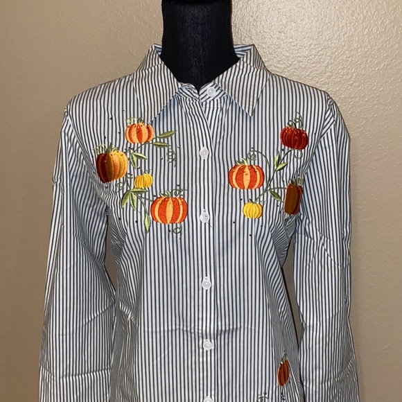 Fall Pumpkins Embroidered Sequins Button Down Top - Picture 1 of 16